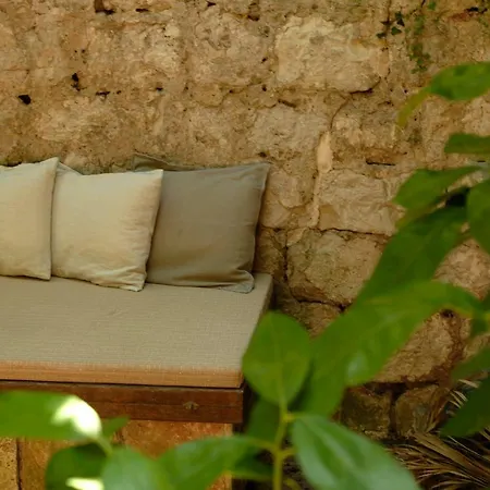 דירה Historic Piazza House & Romantic Hidden Garden *