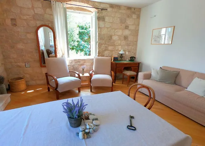 Historic Piazza House&romantic Hidden Garden