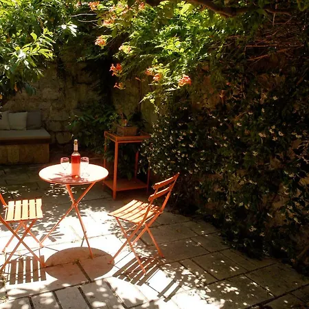 Historic Piazza House & Romantic Hidden Garden * Hvar Town