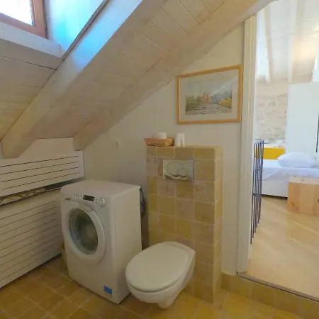 Apartamento Historic Piazza House & Romantic Hidden Garden Hvar Town