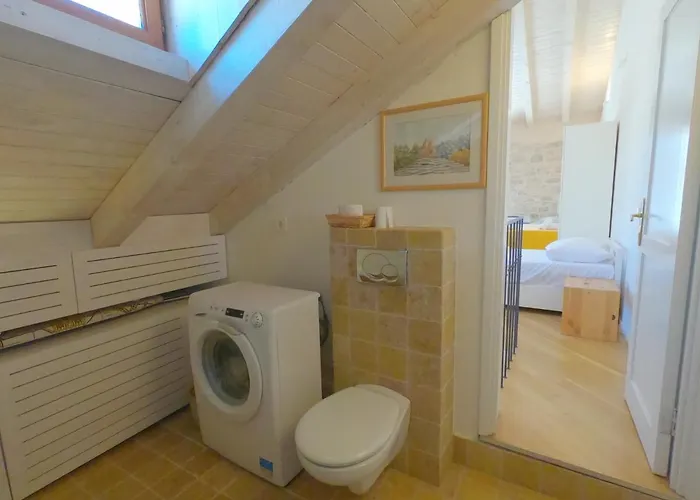 Apartman Historic Piazza House & Romantic Hidden Garden Hvar Town