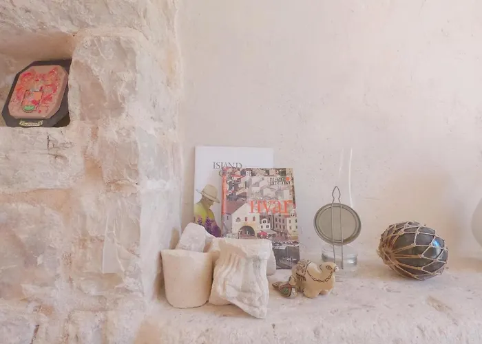 Historic Piazza House & Romantic Hidden Garden * Hvar Town